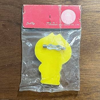 Amazon.co.jp: 山梨シルクセンター 水森亜土 ミータン 猫 バッジ